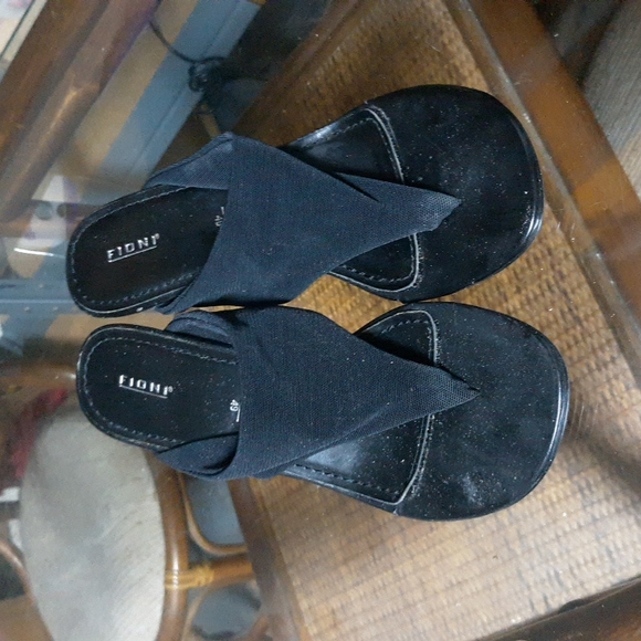 Fiona Size 6 1/2 (SKU 212) - Picture 1 of 3